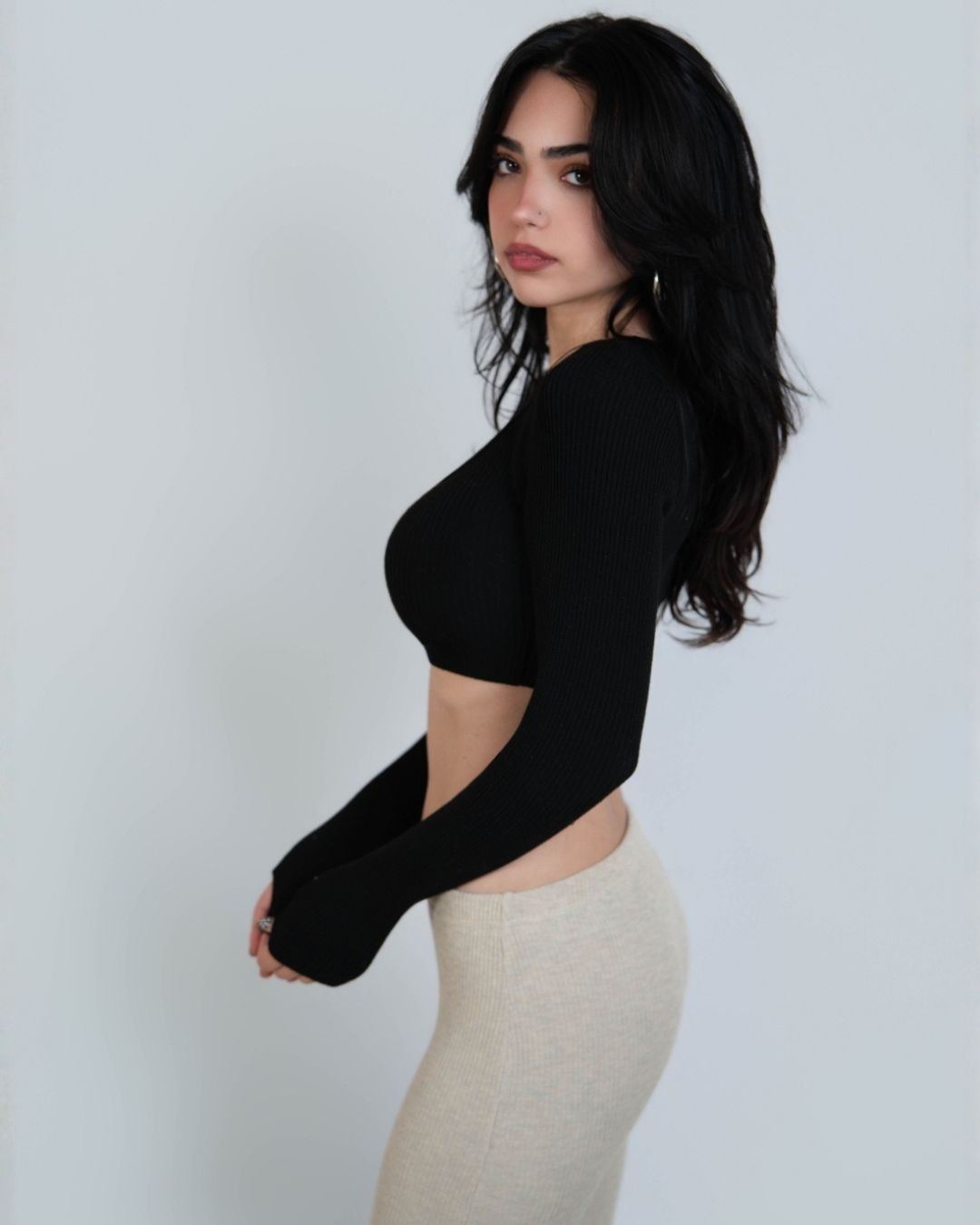 The Contour Crop Long Sleeve